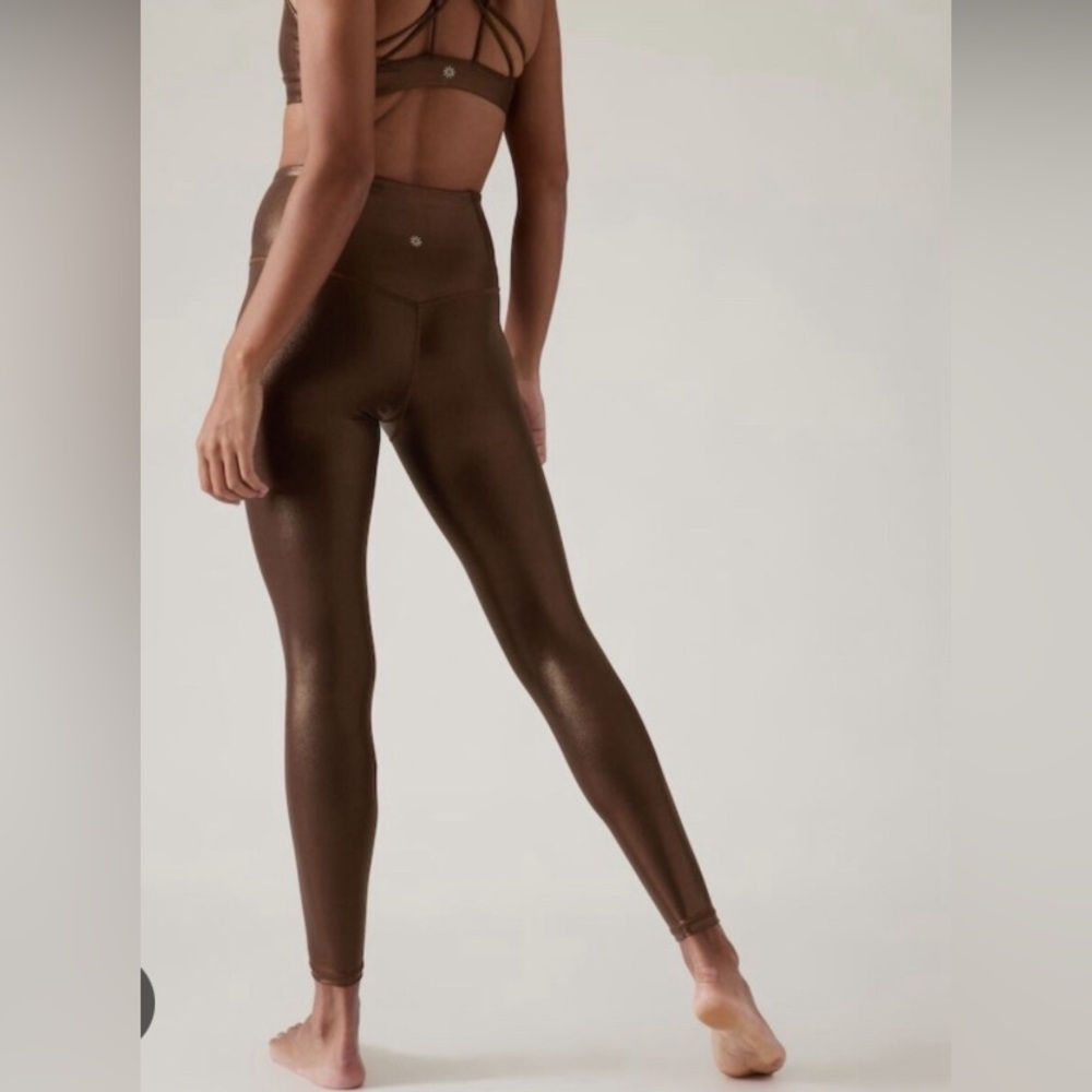 ☕️🍂🍁🎇Athleta Bronze Metallic 
 Leggings - Picture 5 of 9